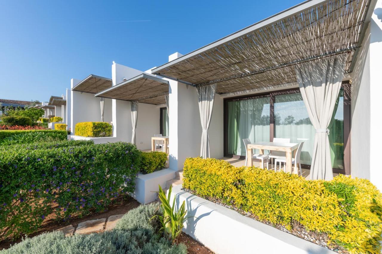 Masseria Samenti Torre Suda Esterno foto