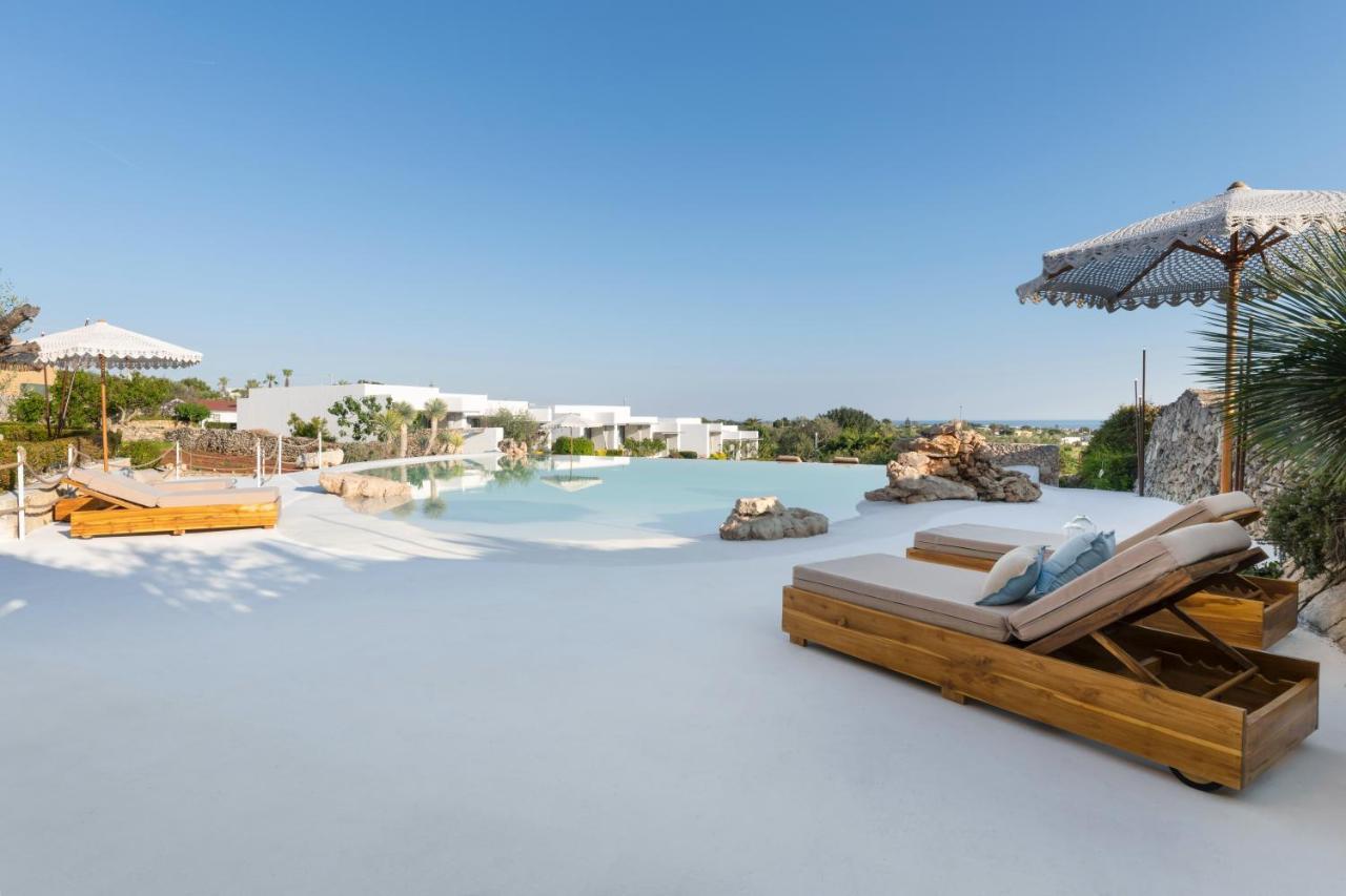 Masseria Samenti Torre Suda Esterno foto