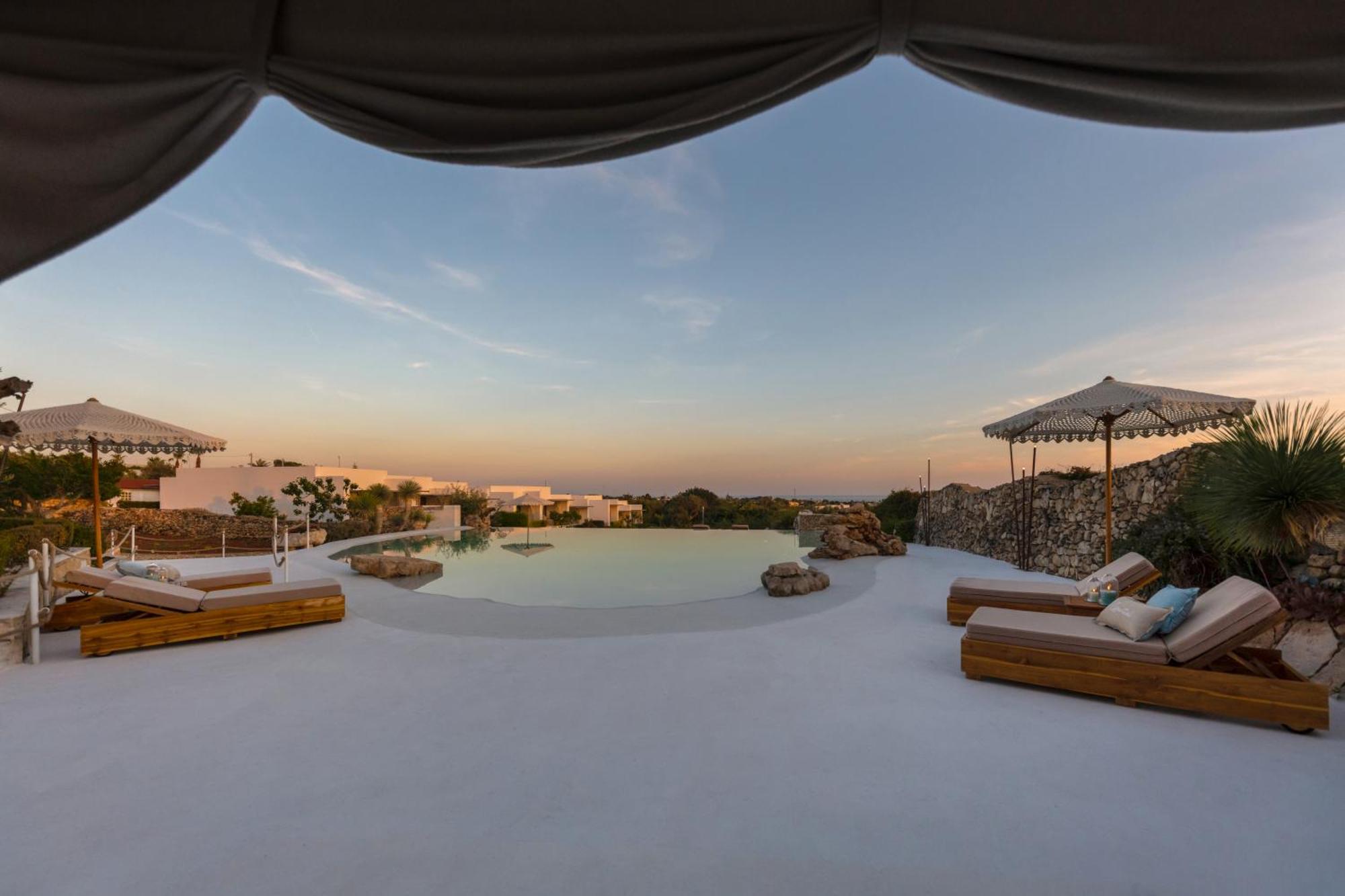 Masseria Samenti Torre Suda Esterno foto