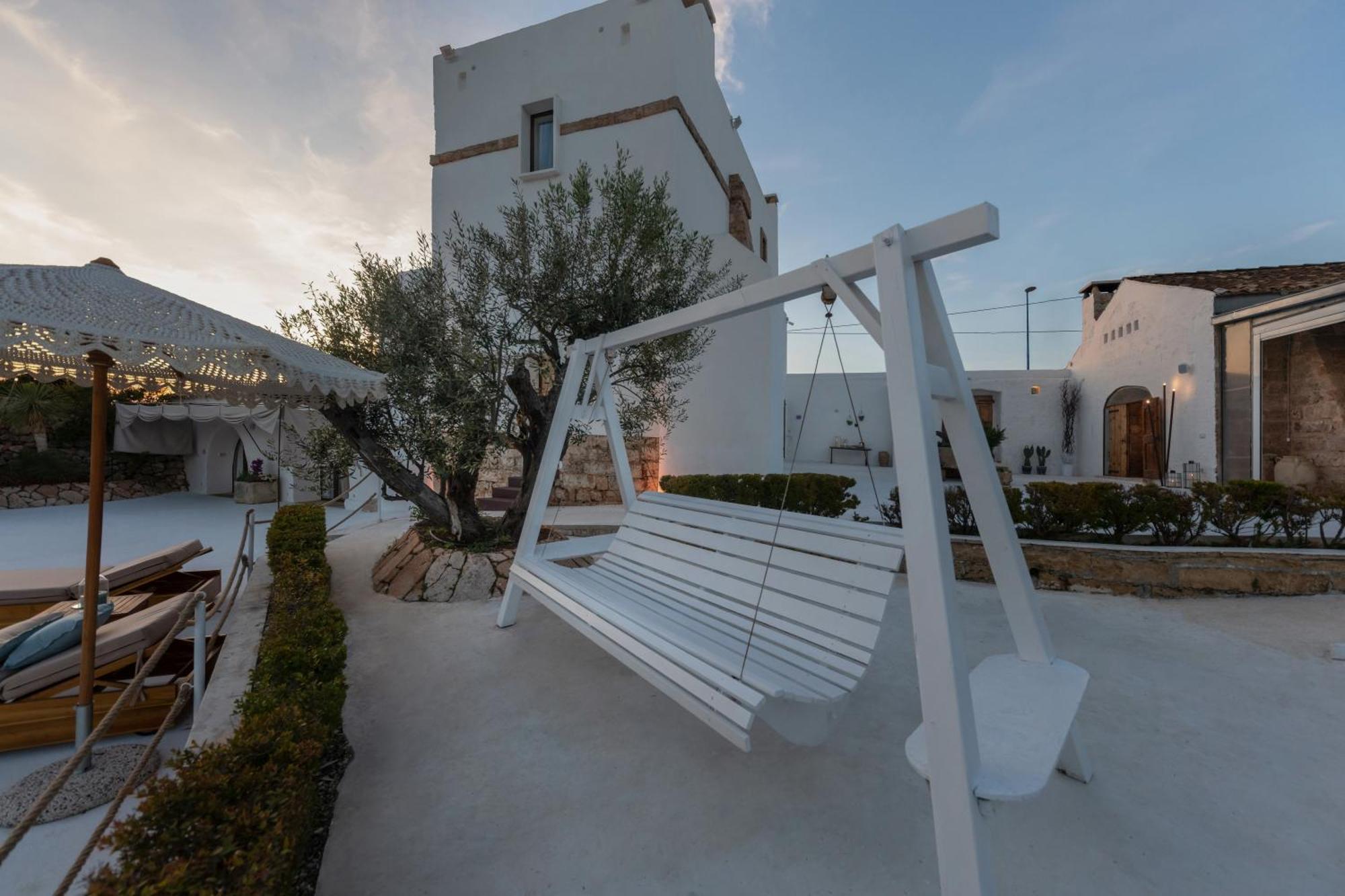 Masseria Samenti Torre Suda Esterno foto