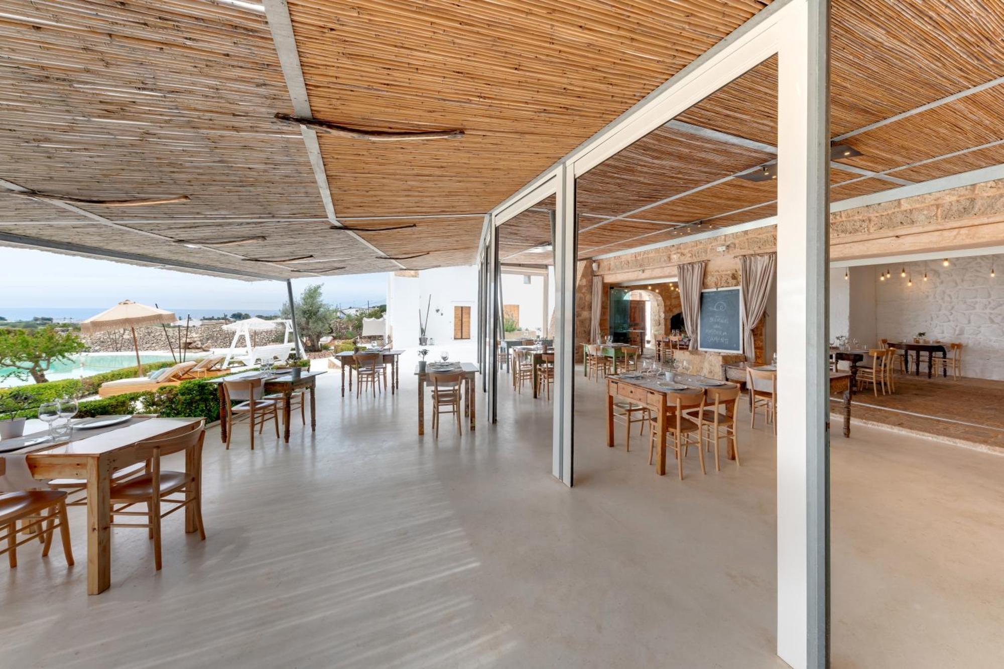 Masseria Samenti Torre Suda Esterno foto